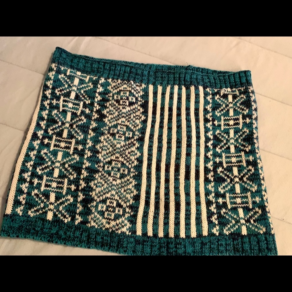 Turquoise Knit Tube Scarf